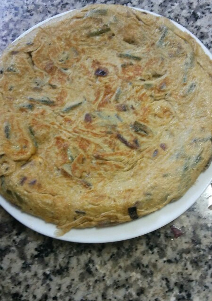 Una foto de Tortilla de espárragos