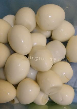 Foto resep Tips mengupas telur puyuh