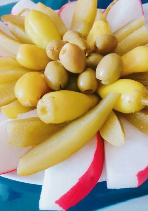 صورة لوصفة تزيين الصحن على المائدة