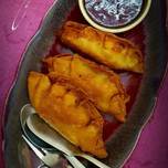 চিকেনের ঝাল পিঠা(chikener jhal pitha recipe in Bengali)