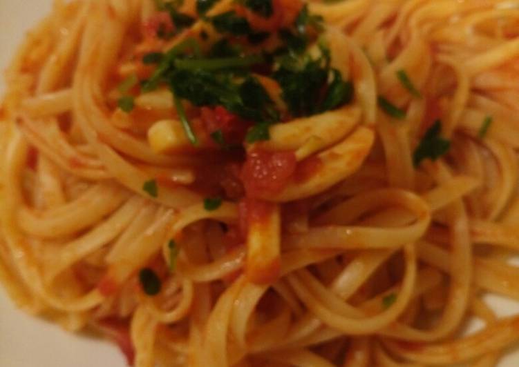 Steps to Prepare Super Quick Homemade Linguine with spicy calamari
