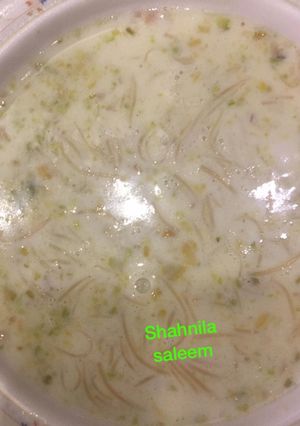 A picture of Sheer khurma.