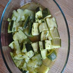 A picture of Courgettes salad.