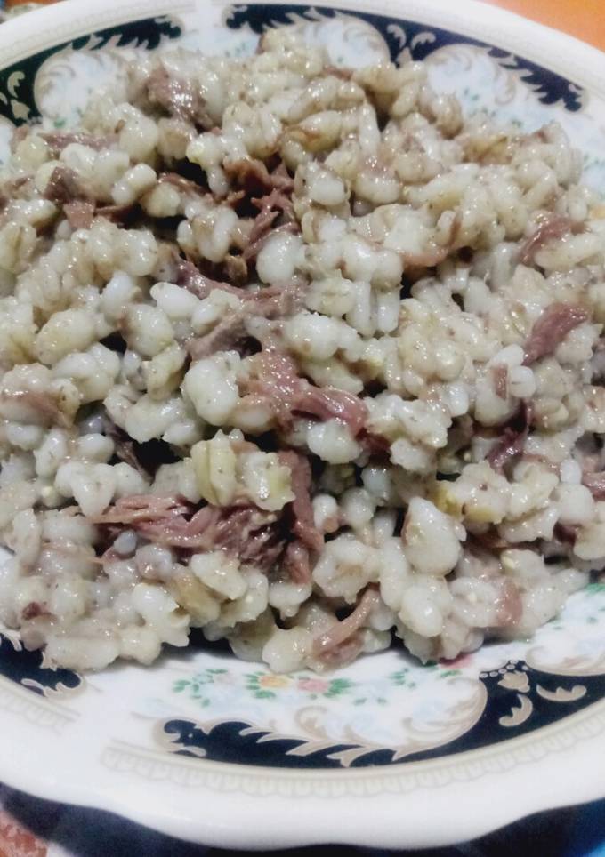 Перловка с тушёнкой 😉