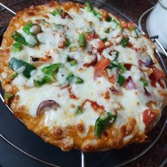 A picture of Pizza.