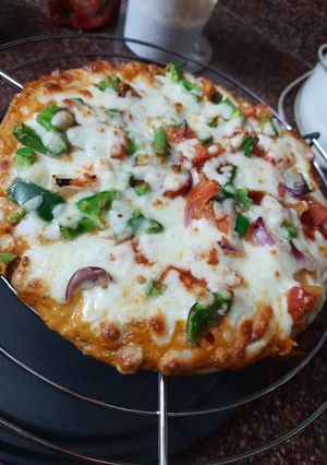 A picture of Pizza.