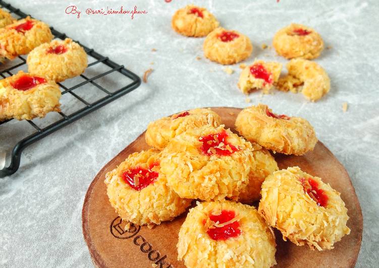 Langkah Mudah untuk Membuat Strawberry Thumbprint Cookies Anti Gagal