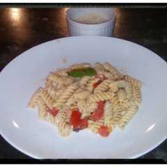 A picture of Pasta a la tomate.