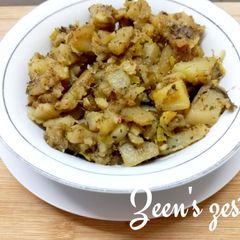 A picture of Thyme or Za'atar Aloo.