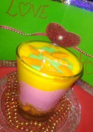 A picture of Abstract flavoured smoothie with fresh mango.