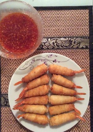 รูปของ กุ้งห่มผ้า