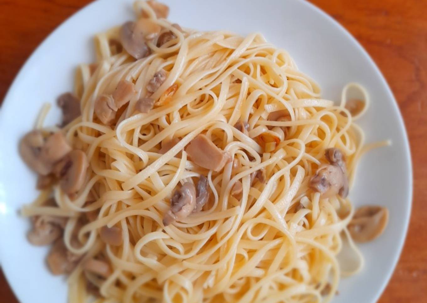 Tallarines con champiñones y ajo