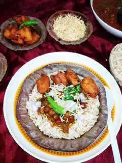 घुगनी चुरा (Ghugani Chura Recipe In Hindi) रेसिपी मुख्य फोटो