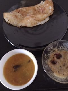 রাভা ধোসা(Rava dosa recipe in Bengali) রেসিপির প্রধান ছবি