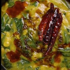 A picture of Palak Dal (spinach-lentil soup).
