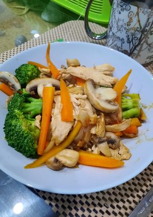 Foto resep VEGETABLES CHICKEN SAUTEE (DIET)☺👍