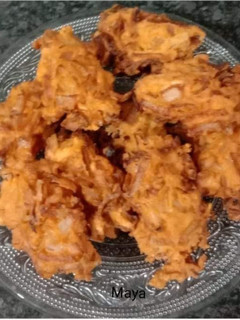 A picture of Kanda bhajji.