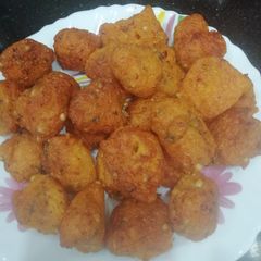 Moong Daal fritters A picture of Moong Daal fritters.