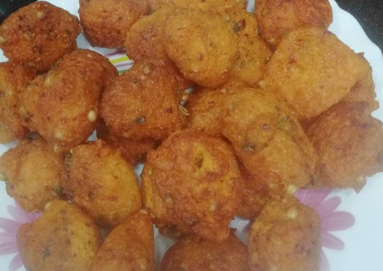 How to Prepare Ultimate Moong Daal fritters
