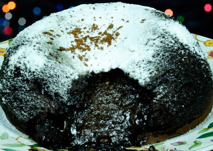 Lava Cake Raksasa (Kue Coklat Lumer)