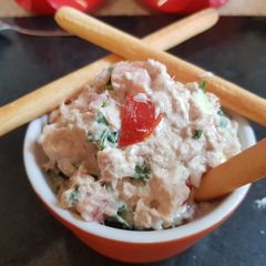 A picture of My Tuna tomato Salad Dip😀.