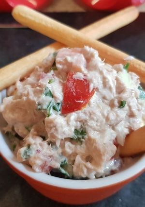 A picture of My Tuna tomato Salad Dip😀.
