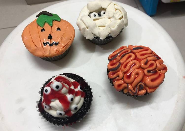 Easiest Way to Make Perfect Spooky Halloween cupcakes