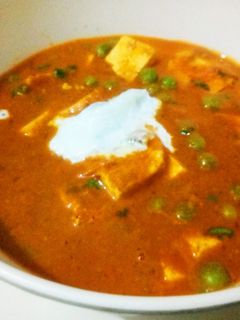 मटर पनीर (Matar paneer recipe in hindi) रेसिपी मुख्य फोटो