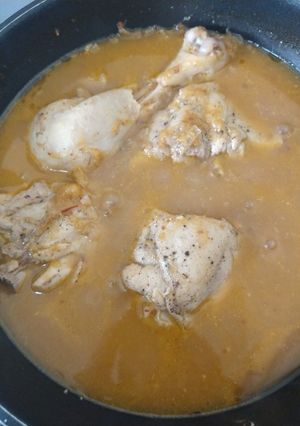 Una foto de Pollo en salsa de durazno con chile morita!