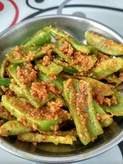 મરચા અને ટીંડોરા નો કાચો સંભારો રેસીપી મુખ્ય ફોટો