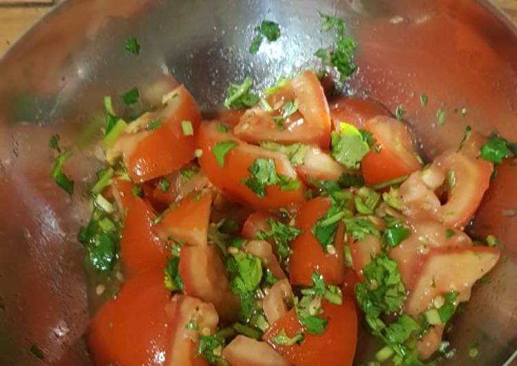 Recipe of Any-night-of-the-week Refresing tomato salad