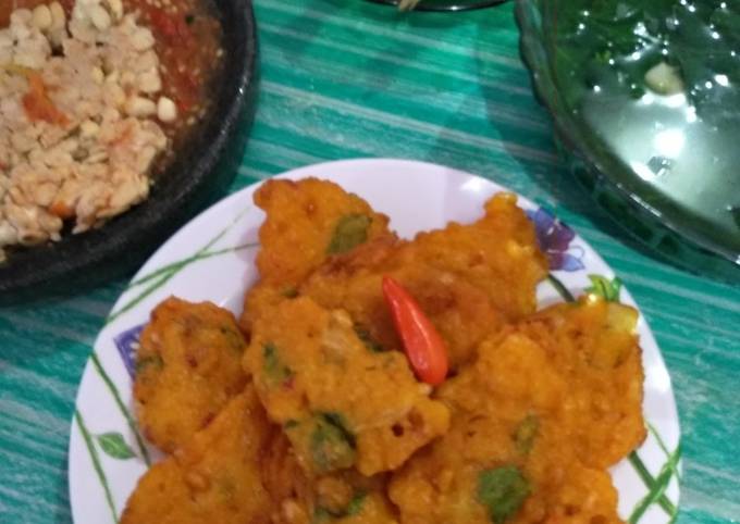 Cara  bikin Dadar jagung empuk no telur  gurih