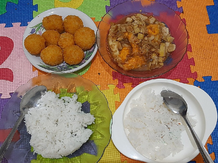 Resep: MPASI 12M+ Cheesy Potato Ball &amp;amp; Tahu Telor Ceplok Masak Kecap Yang Sederhana