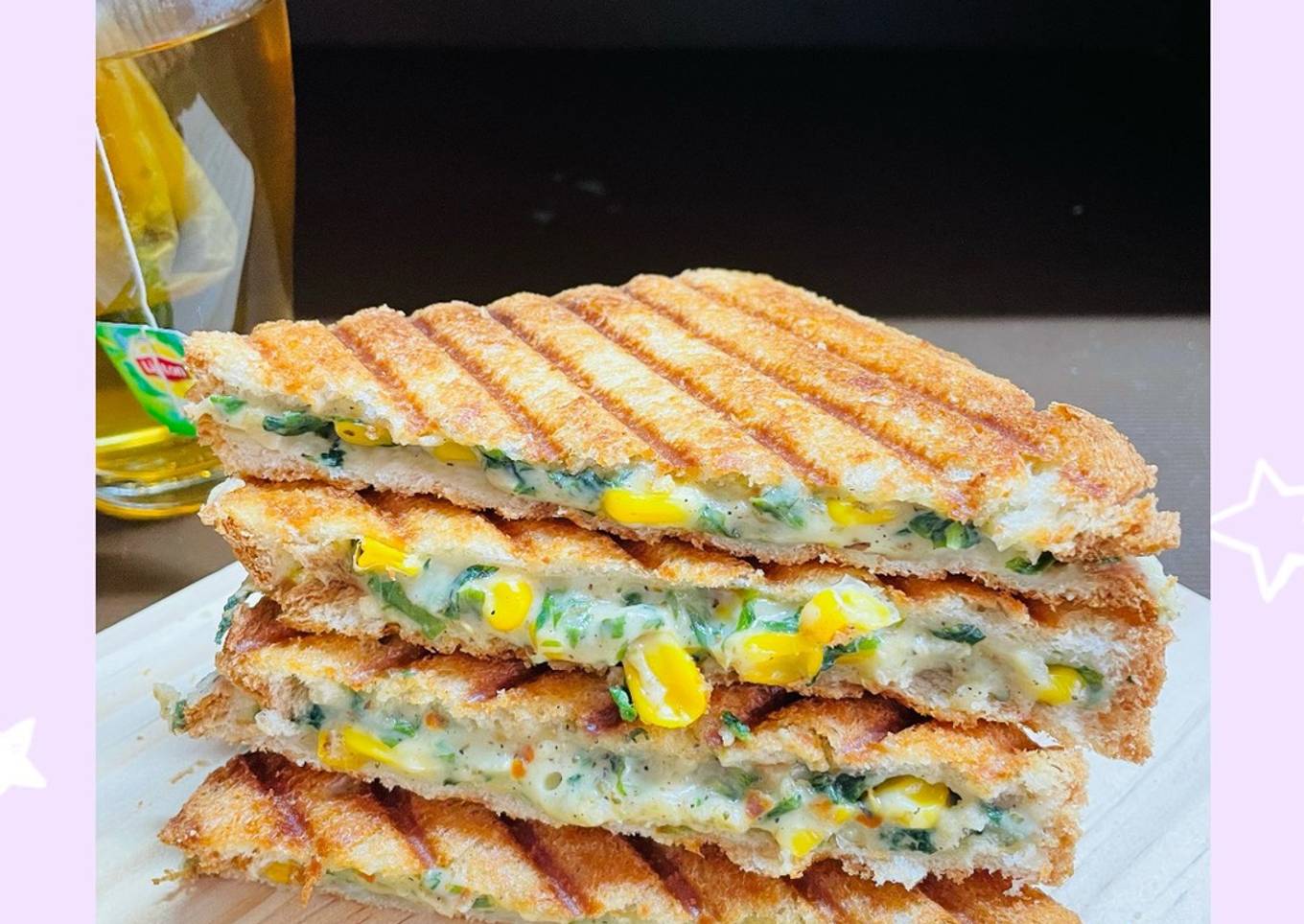 Cheesy Spinach Corn Grilled Sandwich