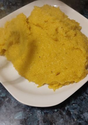 Foto principal de Mămăligă (Torta de Maíz)