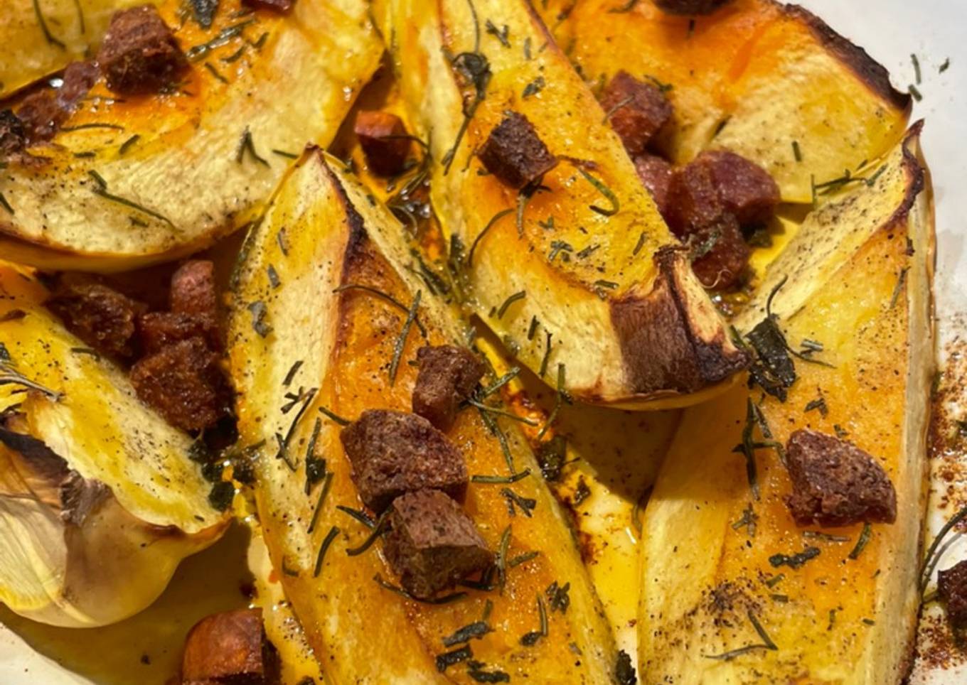 Autumn Squash With Chorizo & Garden Herbs 🌿