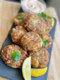 *Easy* Crab Cakes w/ Spicy Mayo *no egg*