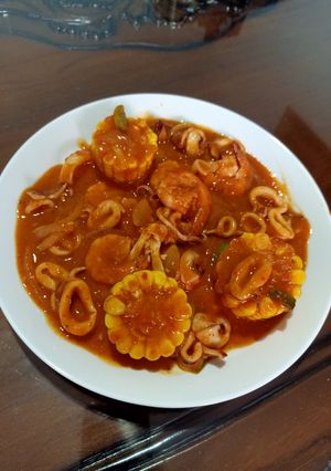 Foto resep Seafood (cumi dan udang) saus padang super simpel