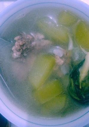 Hình của món Canh bí hầm xương.