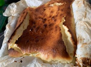 Foto principal de Tarta de queso de la Viña con parmesano
