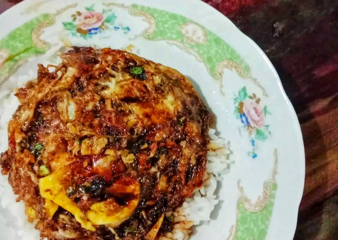 Nasi kecap telur mata sapi khas pontianak