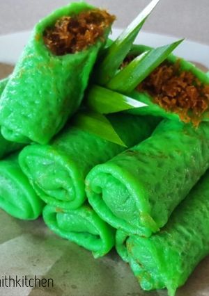 A picture of Dadar Gulung Pandan.