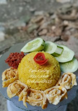 Foto resep Nasi Kuning Rice Cooker