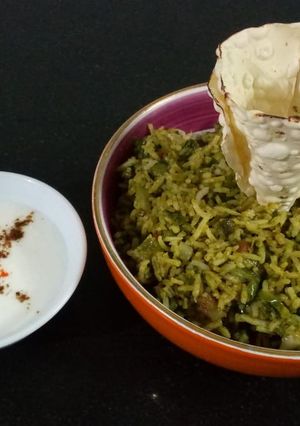 A picture of Hariyali Biryani.