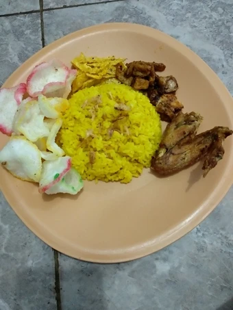 Cara Sederhana Membuat Resep  Nasi kuning enak praktis yang Enak Banget, Lezat