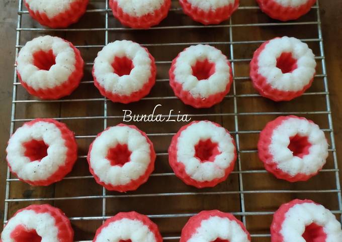 Ternyata begini lho! Resep  buat Putu Ayu Merah Putih super lembut (bisa untuk bakulan)  sesuai selera