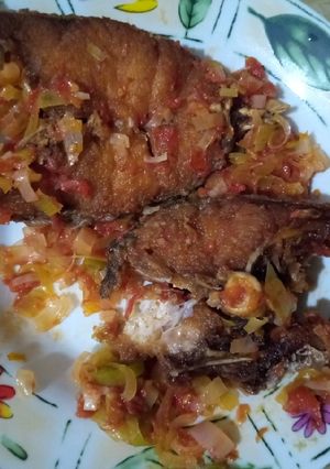 A picture of Fried fish.