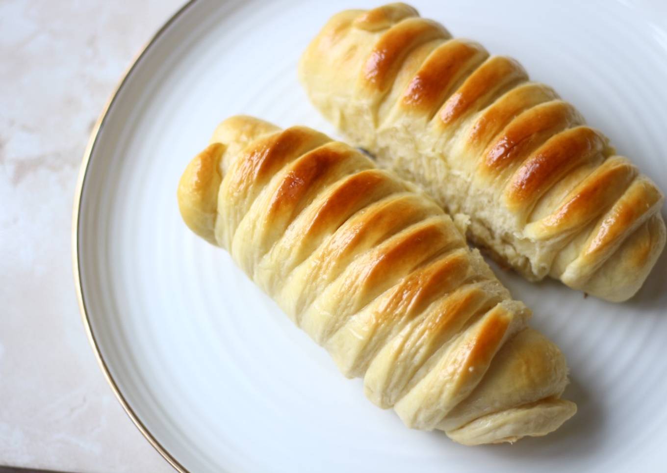 Stuffed Sausage Bread Rolls