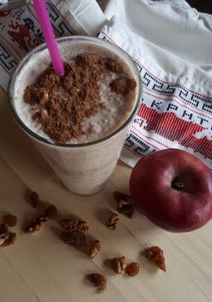 Φωτογραφία της συνταγής Smoothie με γεύση μηλόπιτα