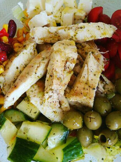 Una foto de Ensalada con pollo